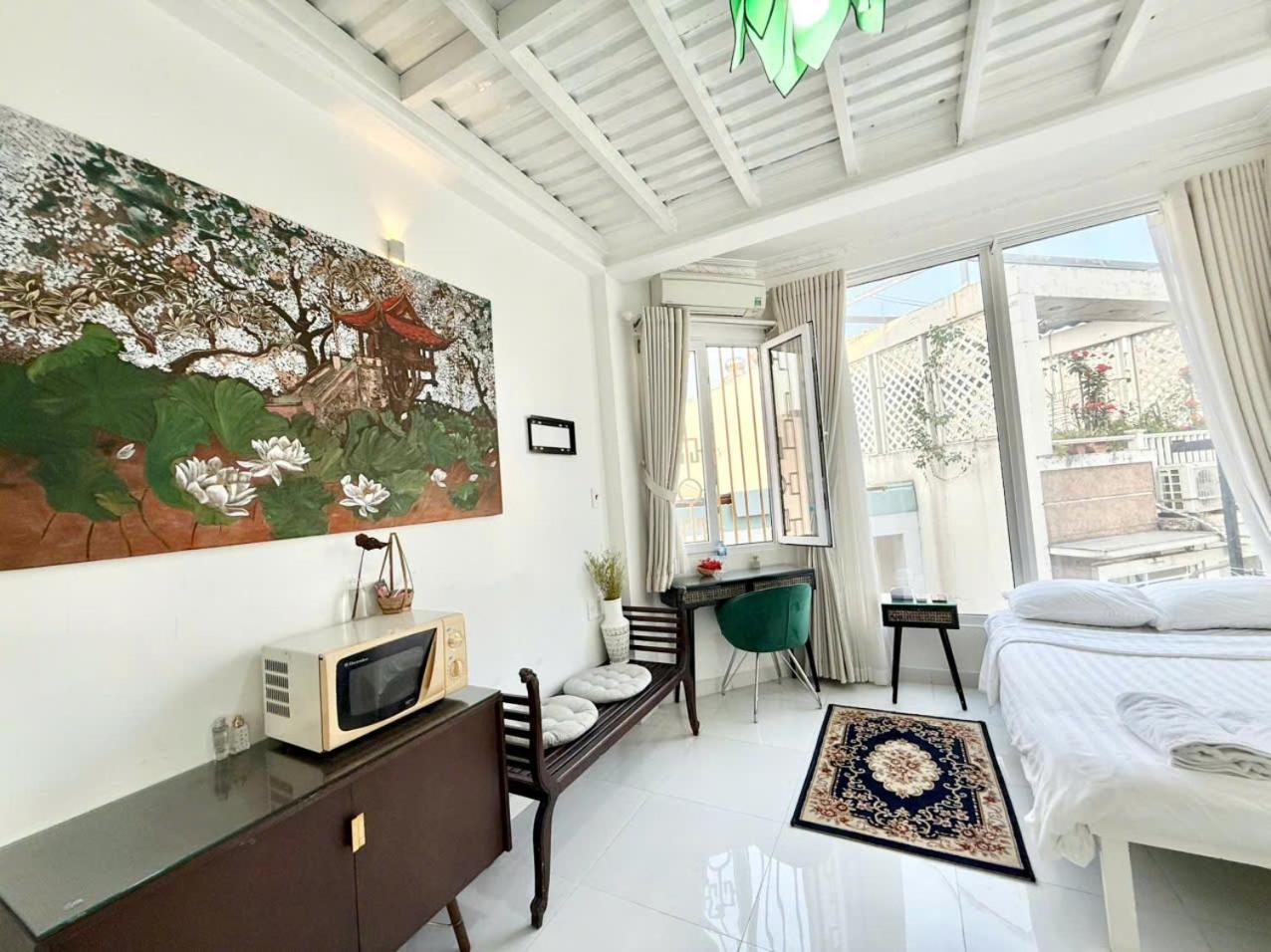 Cherry Blossom Apartment